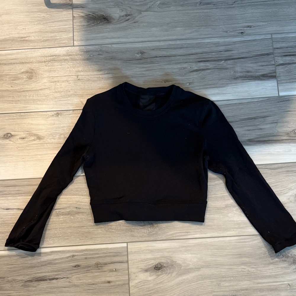 Lululemon crop top